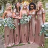 2023 Элегантные розовые золотые платья подружки невесты Длинные сексуальные кантри -платья подружки невесты бого плюс размер индивидуальные
