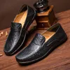 Zapatos de vestir Marca Verano Cuero genuino Hombres Mocasines Agujero Suave Transpirable Hombre Mocasines Pisos Casual Barco Conductor Calzado Conducción 230801