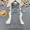 Robes décontractées Vintage Wome NKnitted Dress Solide Col en V Manches Longues Slim A-Line Long Vestido Printemps Automne Femme Versatile Bottom Frocks