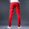 Męskie dżinsy 2023 żółte czerwone białe mężczyźni moda szczupłe spodnie proste letnie streetwear Raped Patch Dżinsowe spodnie