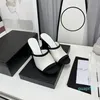 Sandalias de diseñador Sandalias de plataforma para mujer Zapatos de mujer Tacones planos Playa informal de alta calidad a la moda