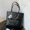 10A borse a tracolla a catena da donna di qualità super originale caviale Pelle di agnello Designer di lusso CF borsa moda crossbody Classic Flap borsa borsa da donna 021