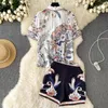 Kvinnors träningsdräkter Summer Outfits For Women 2023 Elegant Vintage Floral Print Kort set Hylsa skjorta och hög midjeshorts Tvådelat set