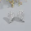 Boucles d'oreilles Huitan luxe mode aile pour femmes blanc zircon cubique brillant femme accessoires fête déclaration bijoux cadeau