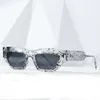 Occhiali da sole Cat Eye Women Luxury Diamond Oversize Occhiali da sole Occhiali da vista con strass Occhiali da donna Fashion Eyewear UV400 Shades