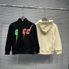 topp barn hoodies baby tröja barn huva löst småbarn tröjor långärmad designer streetwear pojkar flickor tröja kläder