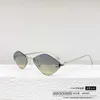 Lyxdesigner solglasögon 2023 Ny F-Home Net Red Samma katt Eye Metal FE4078S Personliga ramlösa solglasögon