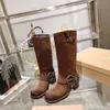 Tasarımcı Botlar Boot Siyah Bot Yürüyüş Botları Metal Toka Martens Vintage Western Denim Moda Botlar Kadın Deri Uzun Botlar Kollu Lokomotif Kısa Çizme