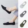 Herrstrumpor män sommar tunn andas isilke för manlig sömlös osynlig ingen show sock solid nonslip low cut båt sox