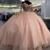 2024 Sweet 16 Pink Shiny Ball Gown Dress Quinceanera klänningar från axelkristallen 3dflower prom klänningar vestido de 15 anos