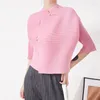 Blusas de mujer Miyake plisado Chic y elegante Color sólido blusa mujer 2023 estilo chino Retro hebilla media manga mujer Casual Top corto