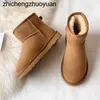 2023 BUTS Women Australian Boot Australia Klasyczna Ultra Mini Platforma Snow Fashion Brand Tasman Slipper Suede Winter Designer Uggitys Booties