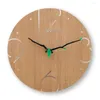 Horloges murales mode Simple horloge nordique décoration circulaire en bois une pièce génération de cheveux étudiant muet