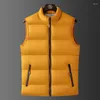 Gilet da uomo Gilet da uomo 2023 Autunno Inverno Caldo Giacca senza maniche alla moda Slim Fit Cappotti casual Gilet da uomo per uomo