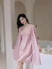 Kadın pijama 2023 Yaz Katı Buz-Silk Hook Çiçek Hollow Robe V-Neck Seksi Dantelli Sling Elbise Gece Kadınlar İçin Giyiyor İki Parça