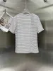 T-shirt da donna Designer 2023 Summer New P Family Triangle Canotta in cotone a righe bianche e nere Pullover girocollo T-shirt manica corta da uomo YEFR