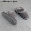 Designer Hot 2023 klassische Uggss-Hausschuhe, Puffer-Sandalen, australische Stiefel, Ziegenkokettenfell, Schaffell, warme, pelzige, flauschige Slides, kurze Damenstiefel