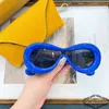 2024 Diseñador de lujo Gafas de sol diseñador de lujo New Luoyi's Bread Inflable Saper Gafas de sol rojo LW40099