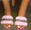 Pantofole Pantofole per capelli selvaggi rosa home fashion sandali invernali con diamanti brillanti sandali infradito femminili piatti con interni 230802