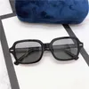 2023年の新しい高級デザイナーFamily G's Panel Square Sunglasses Women's Ins Net Red同じモデルGG0072 Sunglasses Small