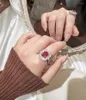 Naszyjniki wiszące koreańskie ślubne wykwintne rubin czerwony kryształowy geometryczny pierścień i naszyjnik