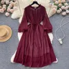 Abiti casual Clothland Donna Dolce volant Chiffon Abito pieghettato Telai Manica lunga Una linea Estate Carino Midi Vestido QC697