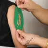 Другая постоянная татуировка татуировки аэрографа с постоянным макияжем
