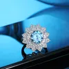 Ny stil Hot Selling S925 Sterling Silver Female Light Luxury Romantic Snowflake Ruby Ring High-End Wedding Engagement Smycken