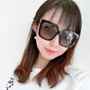 2023 occhiali da sole firmati di lusso New G Family Box Personalizzato Diamond Legs Chen Jon Star Network Red Same Fashion Occhiali da sole GG0418