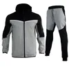 Tute da uomo Tuta di marca Tuta tecnica Felpa con cappuccio in cotone elasticizzato Abbigliamento da allenamento Cappotto di buona qualità Pantaloni sportivi Set sportivo Abbigliamento uomo 230802