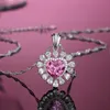 Nuova collana con ciondolo a forma di cuore rosa S925 Argento sterling Personalità Gioielli di nicchia Regalo romantico di San Valentino di alta qualità