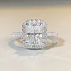 Cluster Rings 2ct de VVS Emerald Cut Moissanite 925 Sterling Silver Ring full diamant bröllop smycken gåva till par