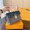 Designer famous Shoulders bag Woman Luxury One Handle Flip Handbag lady Cross body bags High quality Cosmetic Bags clutch totes hobo purses wallet wholesale