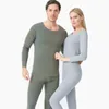 Kvinnors sömnkläder Autumn Winter Warm Underwear Par's Set Thick Double Velvet Home Wear Pijamas Women Plus Size Size Men's Nightwear Suit