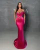 Elegante rosige rosa Meerjungfrau-Abendkleider, trägerlos, Perlen, Falten, formelles Party-Abschlussballkleid, roter Teppich, lange Kleider für besondere Anlässe