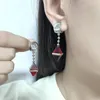 Dos boucles d'oreilles Anime X Kurapika Cosplay pour femmes hommes rouge pierre goutte oreille Clip bijoux cadeau de noël