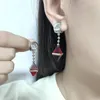 Rücken Ohrringe Anime x Kurapika Cosplay für Frauen Männer Red Stone Drop Ohr Clip Schmuck Weihnachtsgeschenk