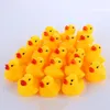 Baby Badewasser Ente Spielzeug Mini schwimmende gelbe Gummienten mit Sound Kinder Dusche Schwimmen Strand Spielspielzeug