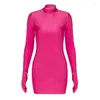 Casual Dresses Women's Clothing 2023 Summer Sexig rund hals Lång ärmhandskar klänning Solid Color Slim Fit Mini