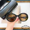 NOUVEAU QUICIALABLE DE LURXE DROYAGE B Famille Family Frame Round Femme's Net's Red Ins Fashion Fried Pâte Pâte Twist Drunes Sunglasses Men BB0208