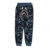 New A Bathing A Ape Pantalones casuales de Terry para hombre con cabeza de tiburón de camuflaje japonés