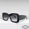 2024 Designer de luxe Nouveau concepteur de luxe Femme des lunettes de soleil INS La même grande lettre d'image imprime les lunettes de soleil CH5438