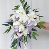 Bouquet décoratif de goutte d'eau de fleurs pour la cérémonie et la réception de mariage 69HF