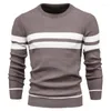 Men's Sweaters Stitching Striped Jumper Sweater Mens Fashion Casual Thicken Warm O-neck Slim Bottoming Knitting Pullovers Male Winter Tops