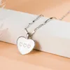 Hänge halsband silverfärg kärlek hjärthalsband kvinnlig 2023 personlighet kedja kedja enkla charm chokers för kvinnor