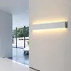 Wandleuchte Moderne minimalistische und personalisierte Streifenlichter Schlafzimmer Nachttischlampe Treppen LED-Korridore Kreative Wohnzimmerlampen