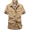 Chemises décontractées pour hommes M-6XL grande taille été à manches courtes Cargo militaire respirant Cool coton Camisa Social Masculina