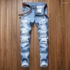 Mäns jeans Fall Wear Ripped Straight Fit Stretchless Fashionable Blue Casual Social Hip Hop Party High Quality Denim Pants