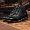 Bottes bottes de moto noires chaussures en cuir décontractées américaines chaussures de travail rétro de style britannique pour hommes bottines en dentelle à gros orteil pour hommes grande taille 48 Z230803