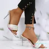 Sandales à talons hauts pour femmes de créateurs, chaussures blanches multicolores en argent métallisé avec boîte